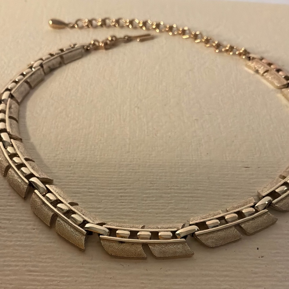 Vintage 1980’a statement collar necklace